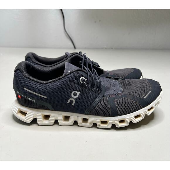 ON Cloud 5 Running Shoes Women's Size US 7.5 Black - running - gym - workout - Picture 2 of 9